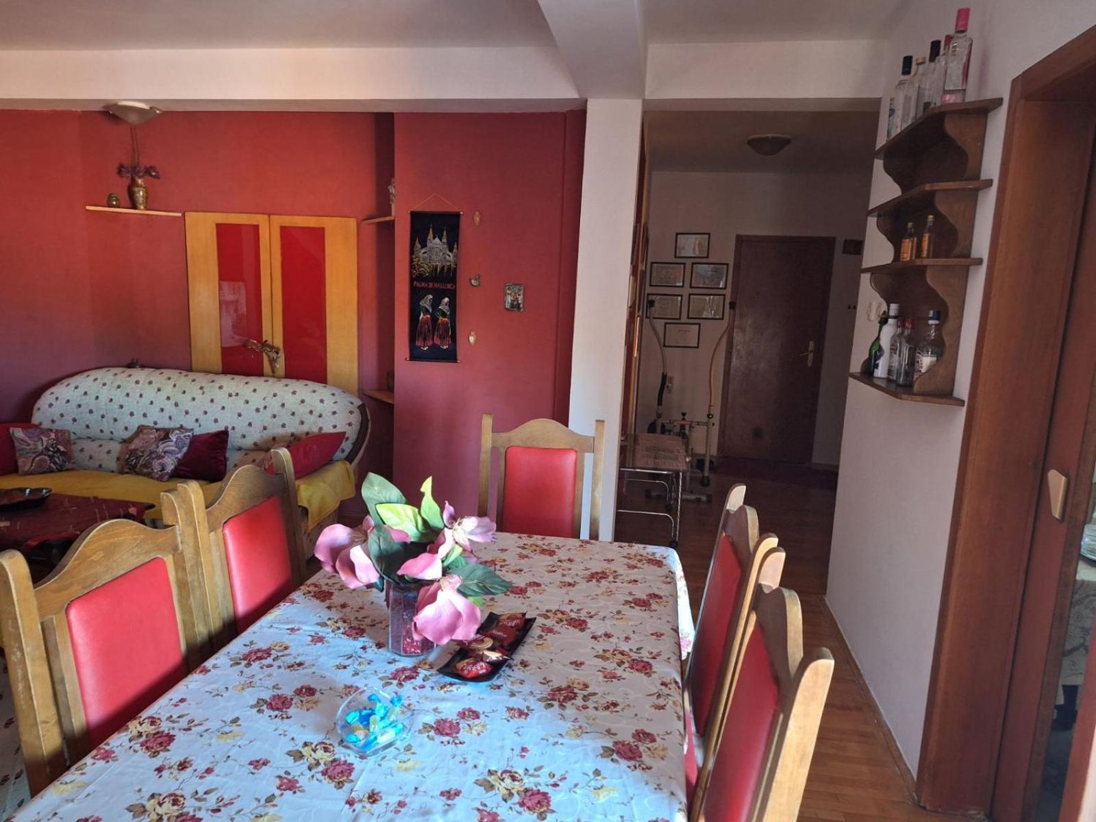 Stan Za Iznajmuvanje So Parking,Blisku Do Centar. Kumanovo Exteriér fotografie
